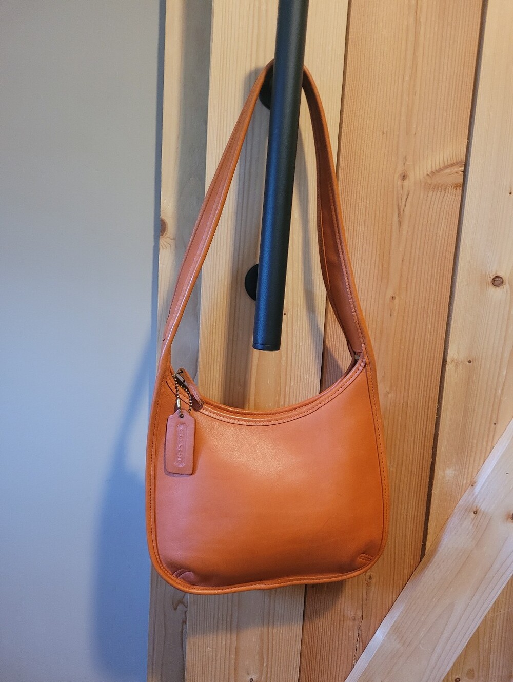Tangerine 9020 Mini Ergo Vintage Coach Purse